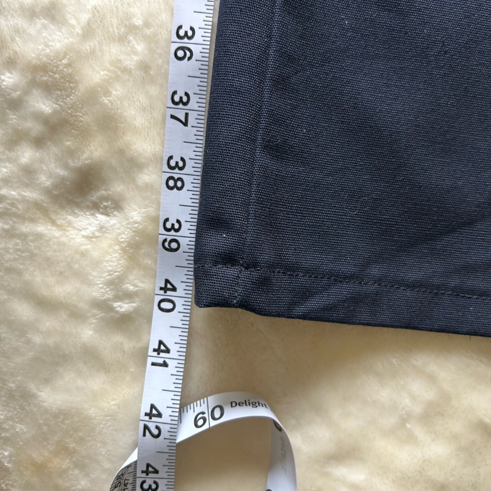 Woman’s Navy Cargo Pants size 10 - Picture 5 of 8